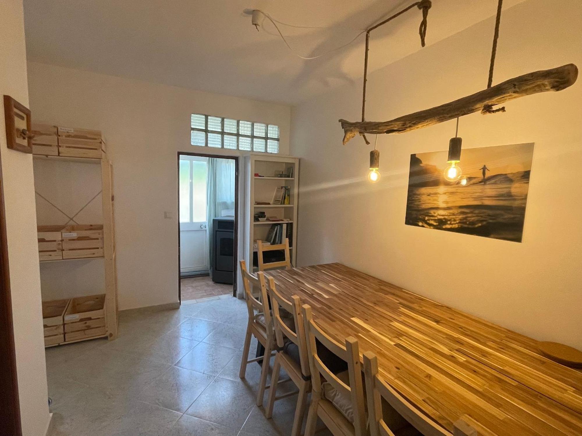 Little Hikers Hostel Raposeira  Esterno foto